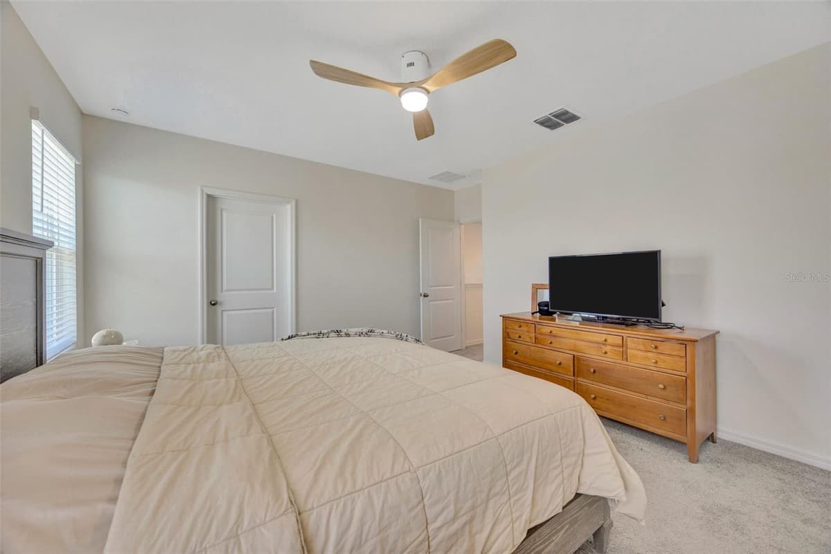 5758 HOLLINGWORTH TRAIL — photo 14 of 33