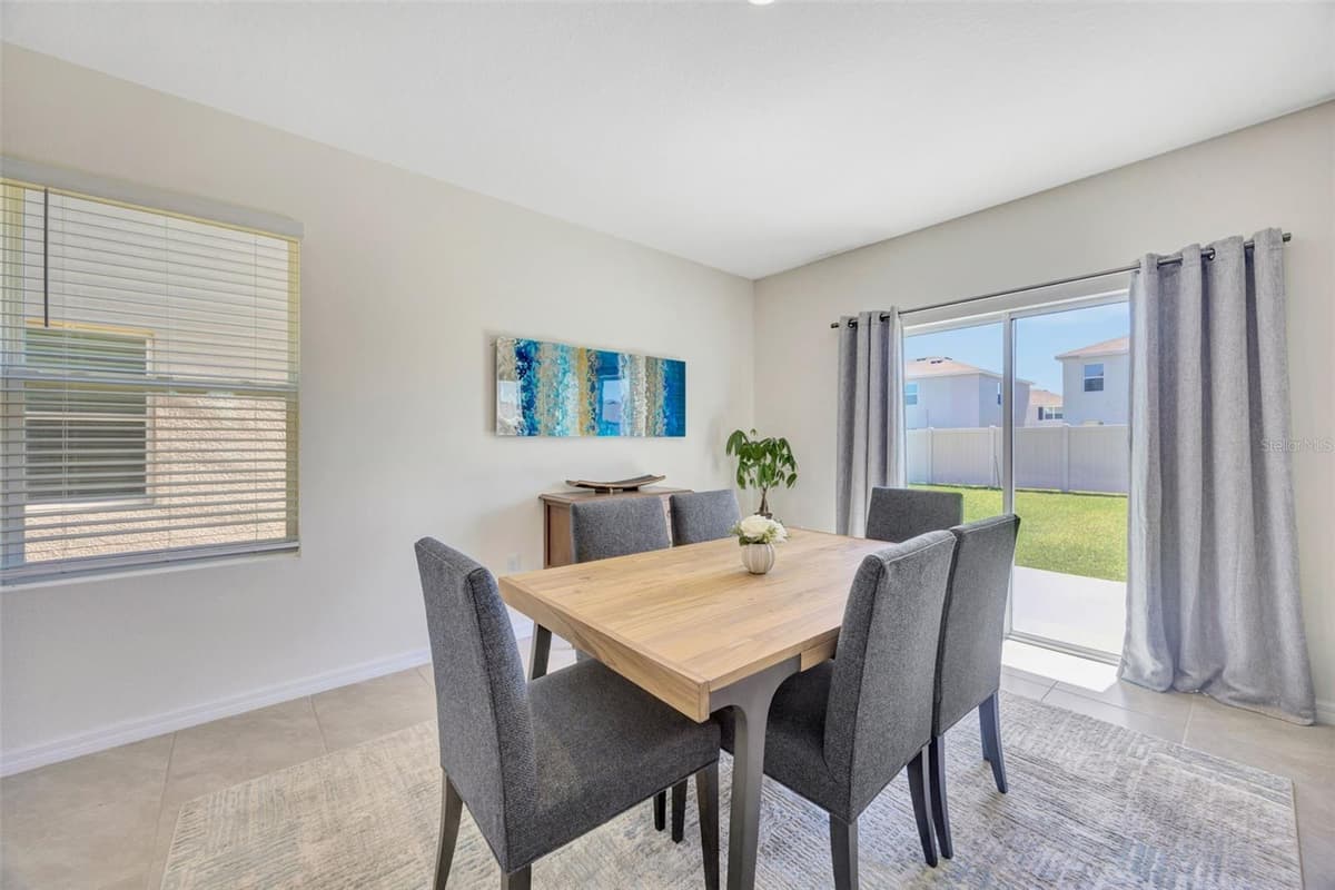 5758 HOLLINGWORTH TRAIL — photo 11 of 33