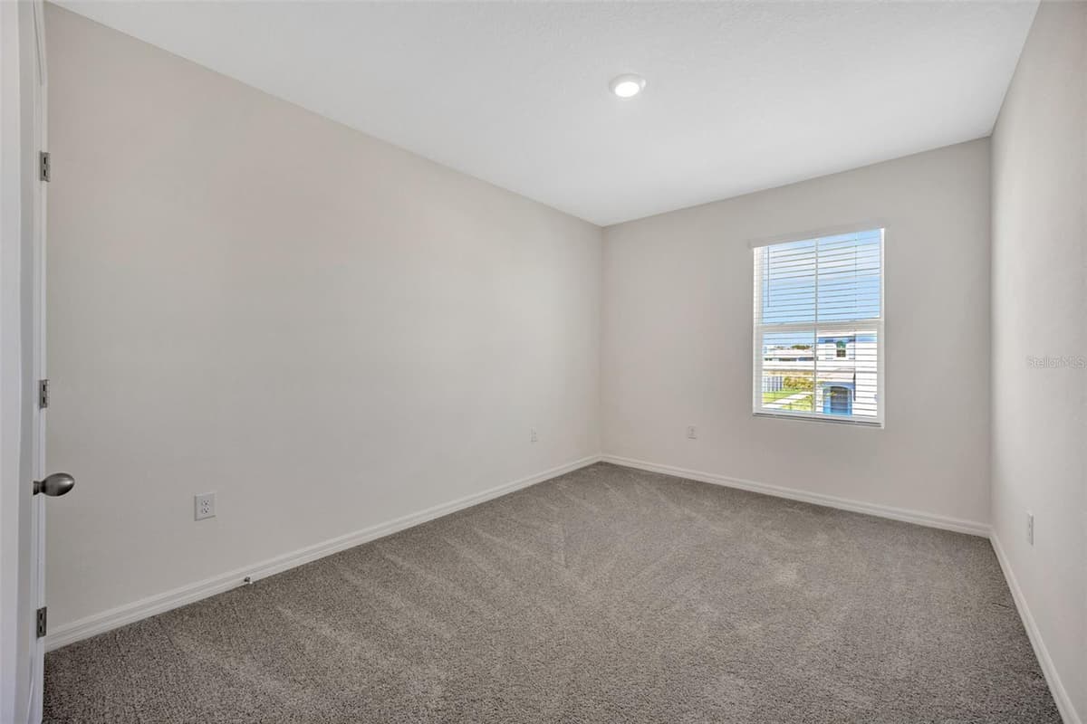 5758 HOLLINGWORTH TRAIL — photo 21 of 33