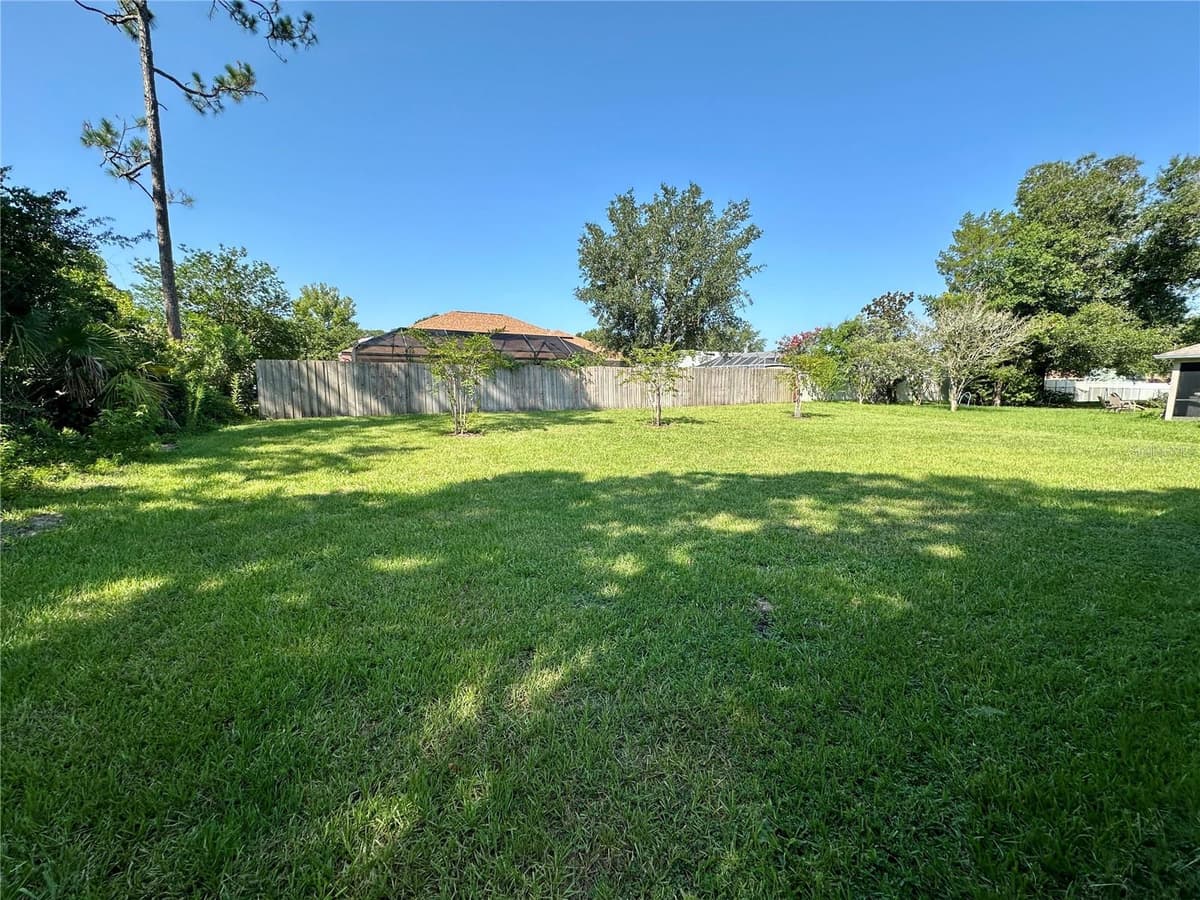 12 ROYAL LEAF LANE — photo 17 of 19