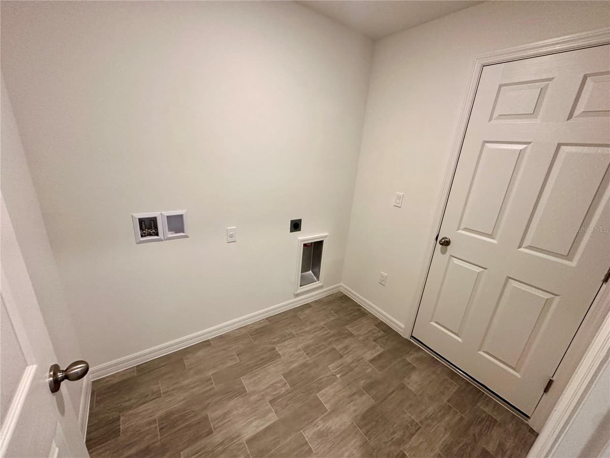 12 ROYAL LEAF LANE — photo 13 of 19