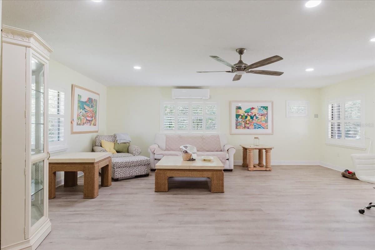 11521 ROSE TREE DRIVE — photo 12 of 37