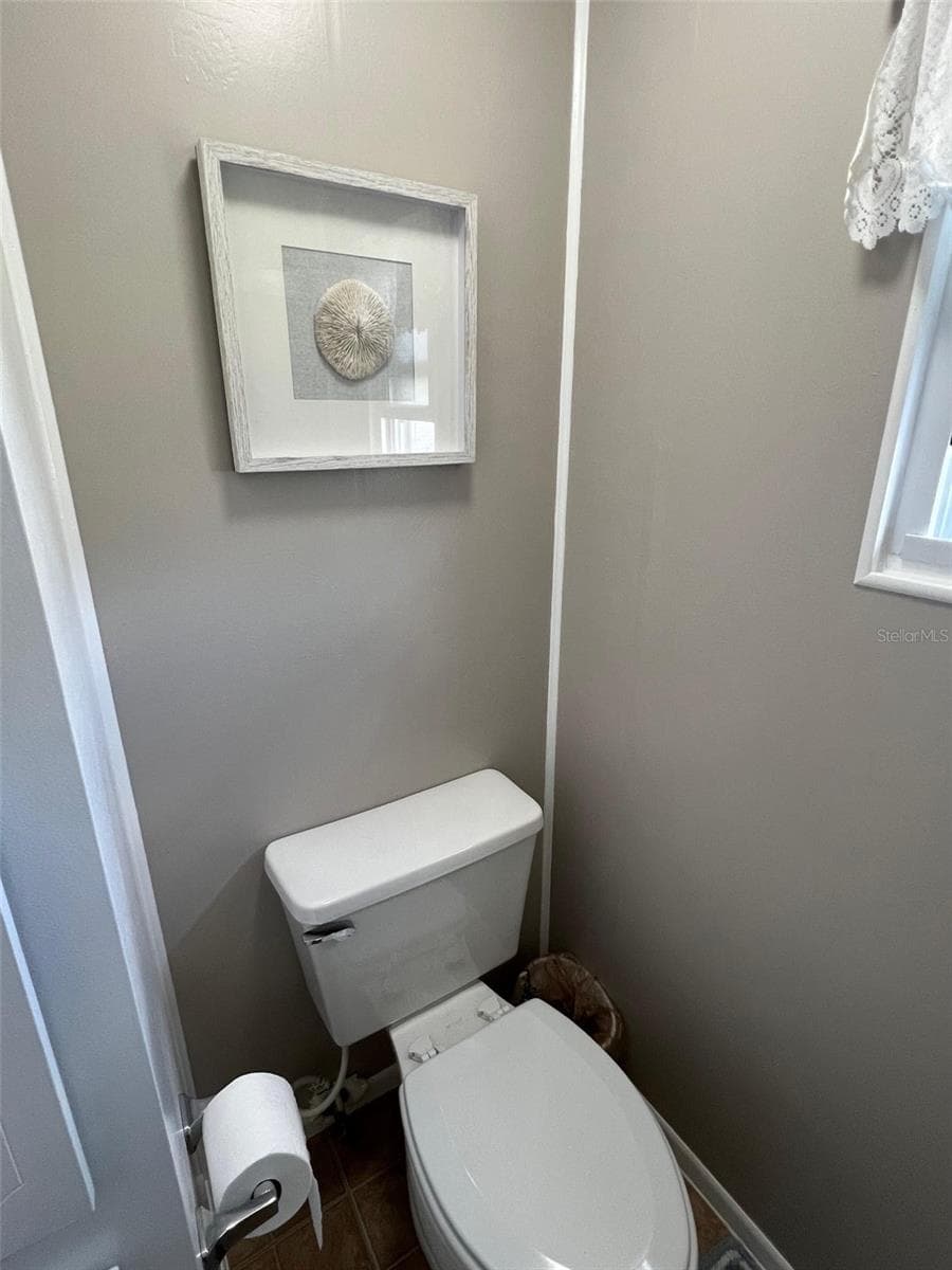 709 SUGAR PALM STREET — photo 24 of 34