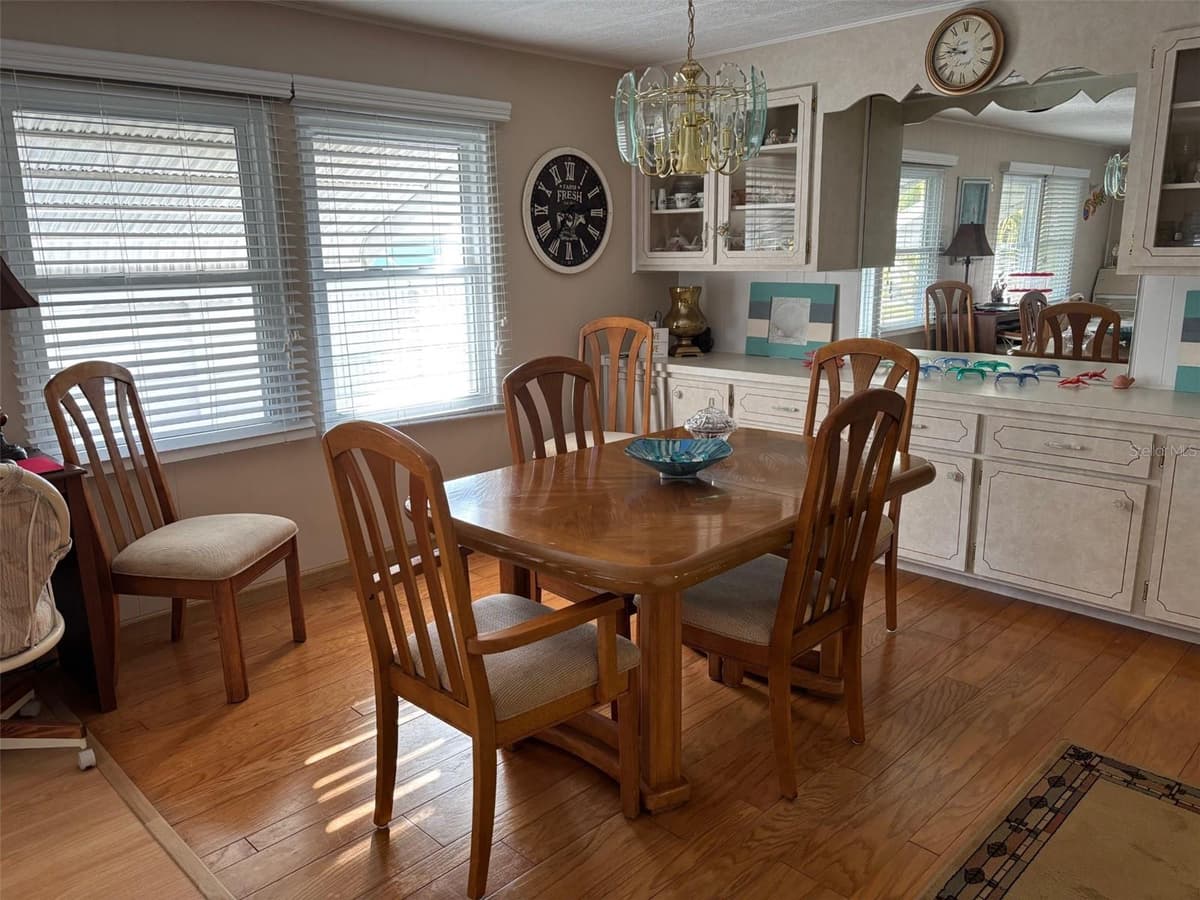 709 SUGAR PALM STREET — photo 12 of 34