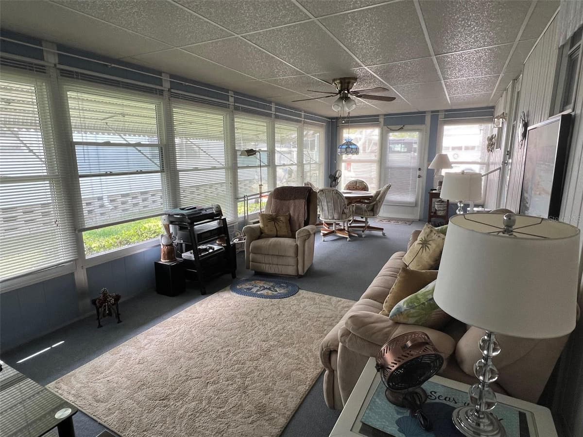 709 SUGAR PALM STREET — photo 8 of 34