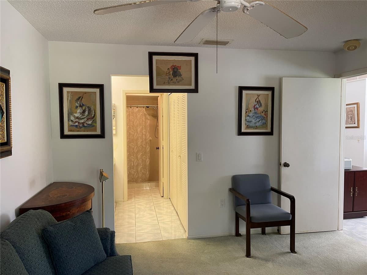 4944 VILLAGE GARDENS DRIVE — photo 17 of 53