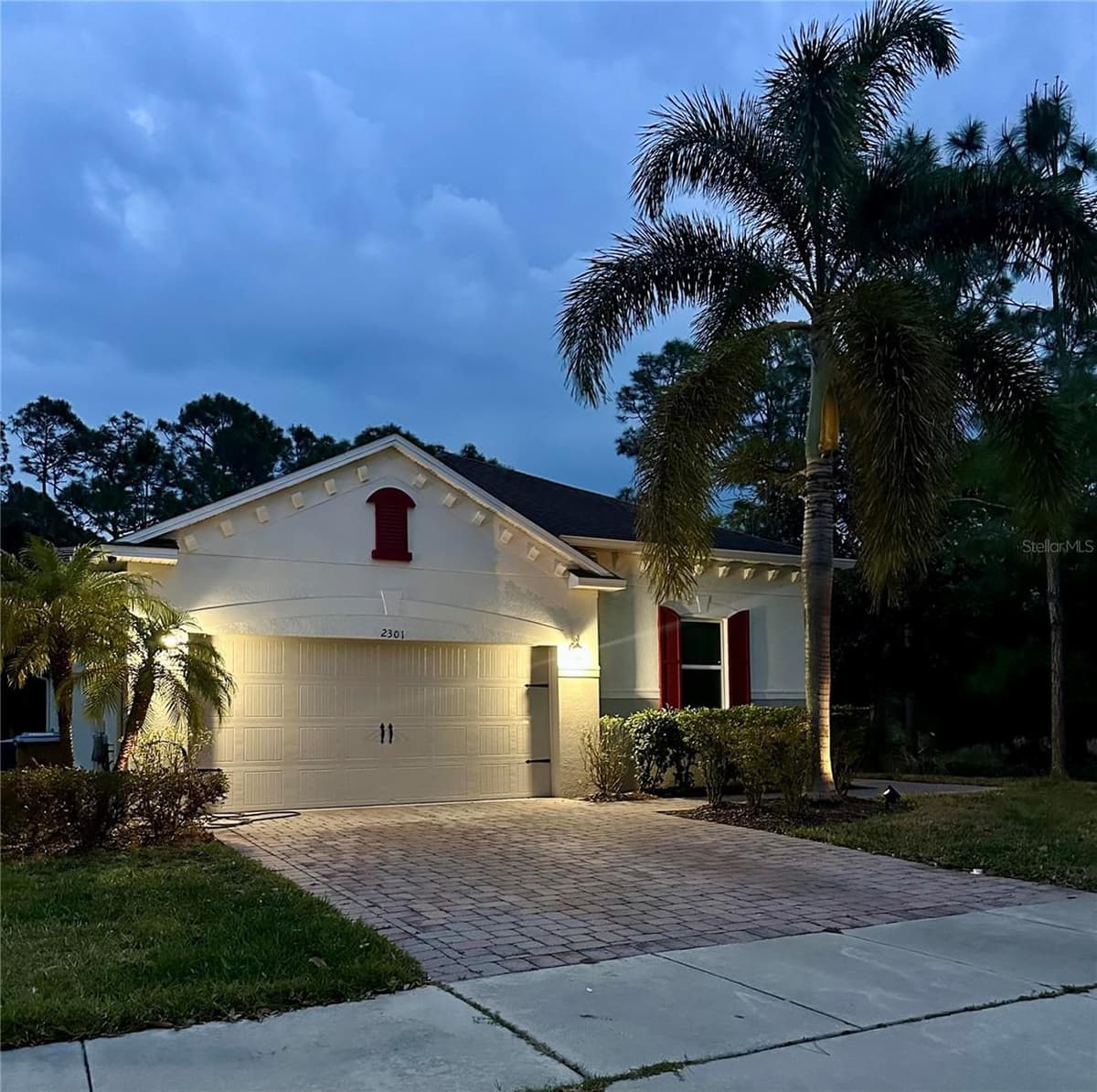 2301 AVELLINO AVENUE — photo 3 of 28