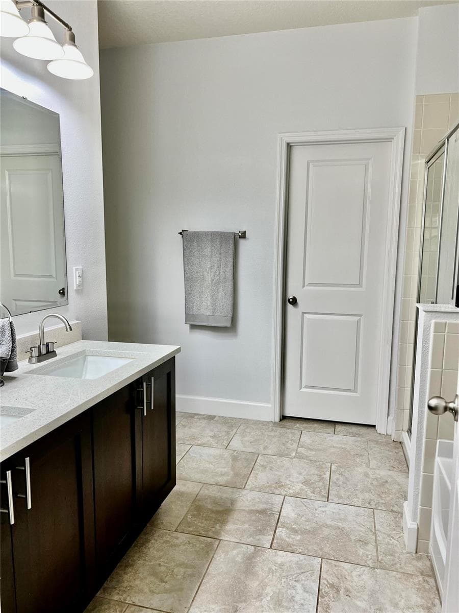 2301 AVELLINO AVENUE — photo 14 of 28