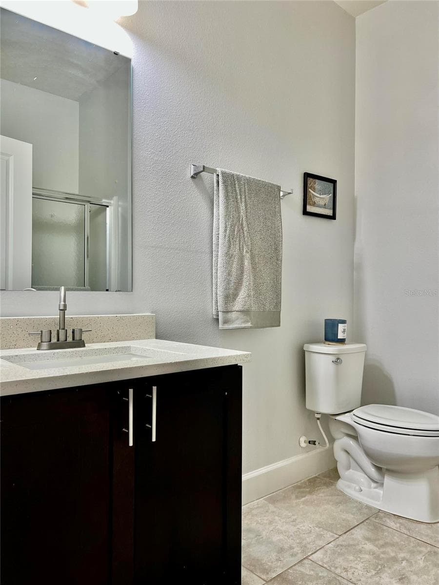 2301 AVELLINO AVENUE — photo 20 of 28