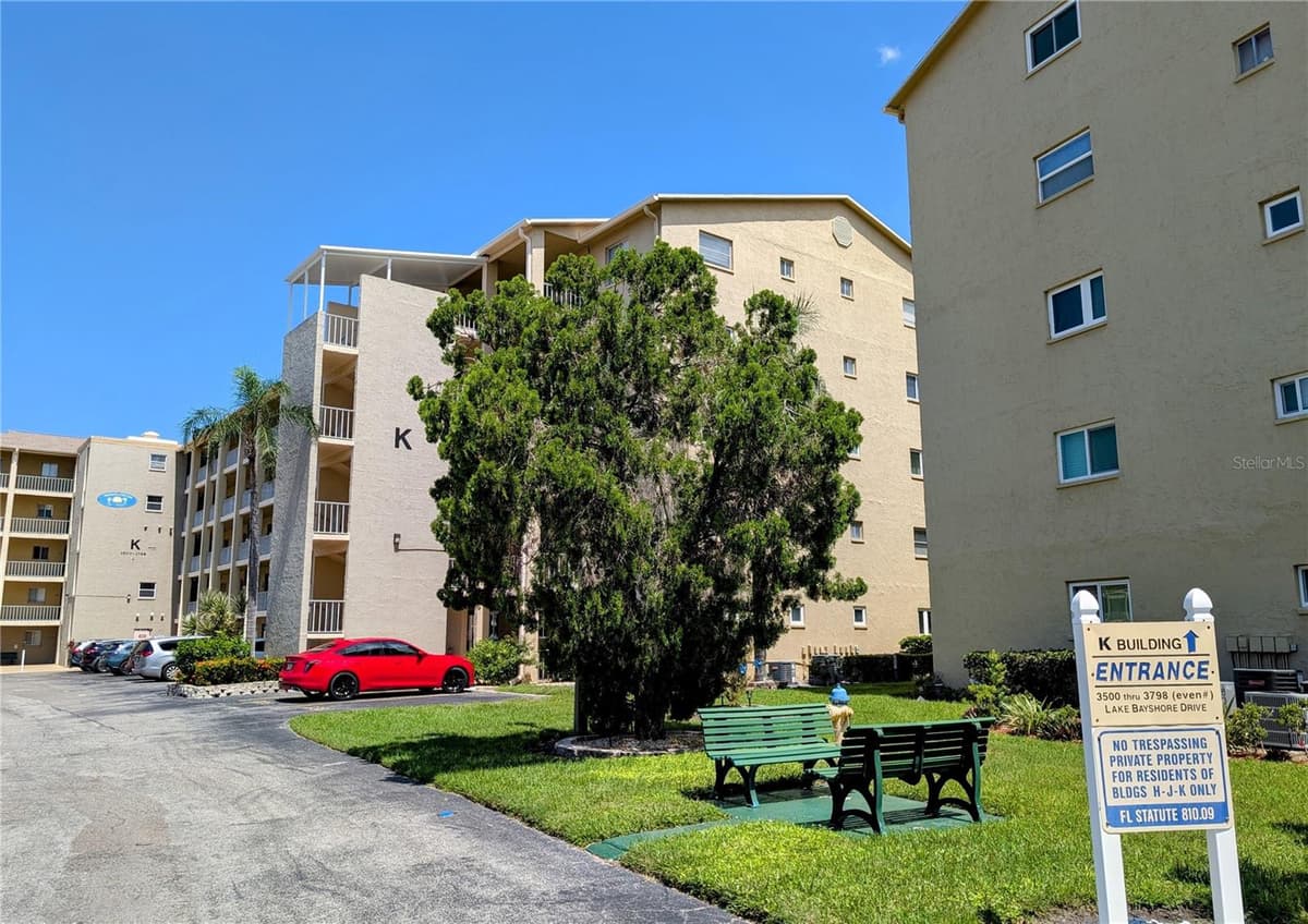3660 LAKE BAYSHORE DRIVE — photo 1 of 42
