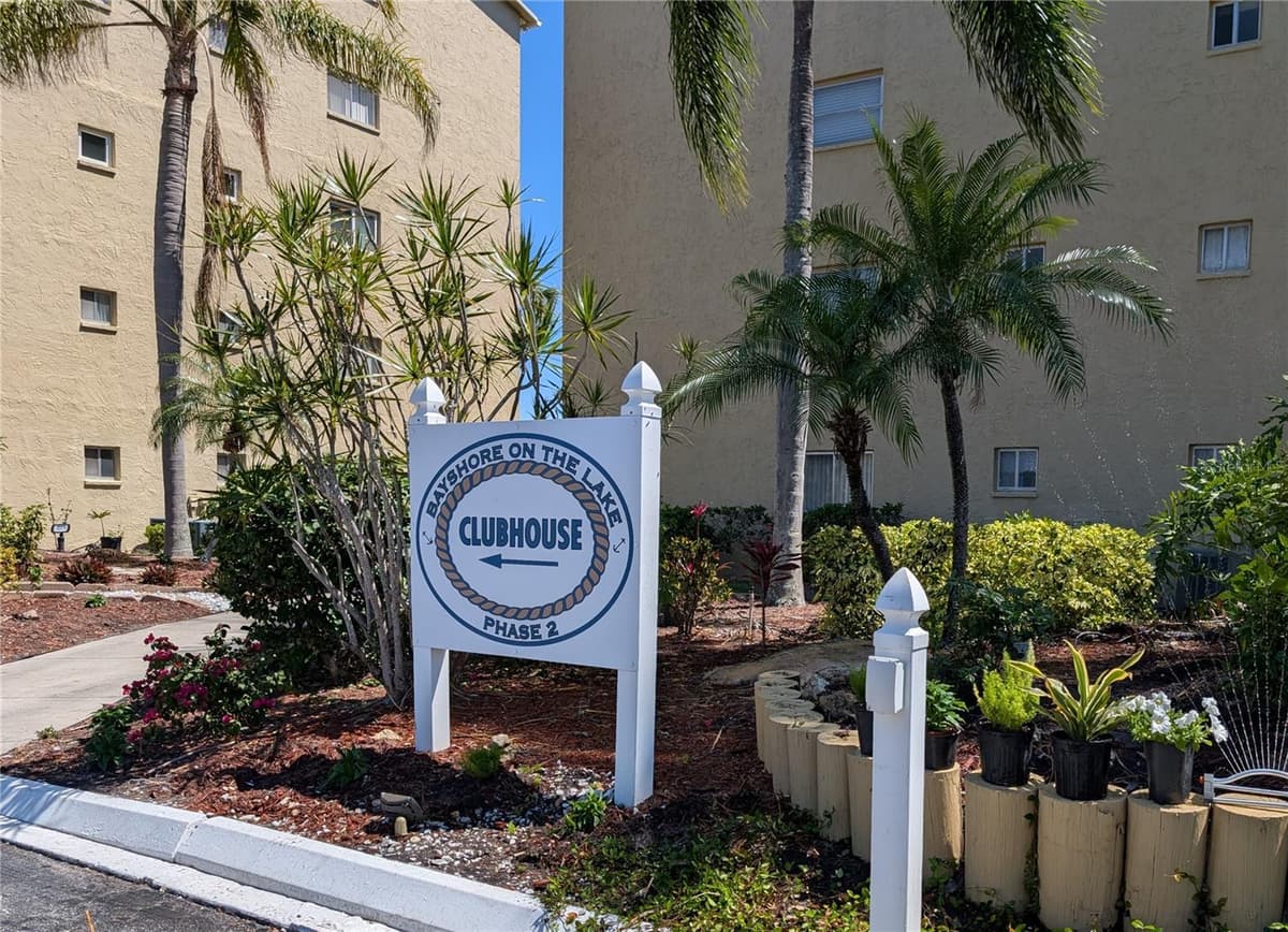 3660 LAKE BAYSHORE DRIVE — photo 20 of 42