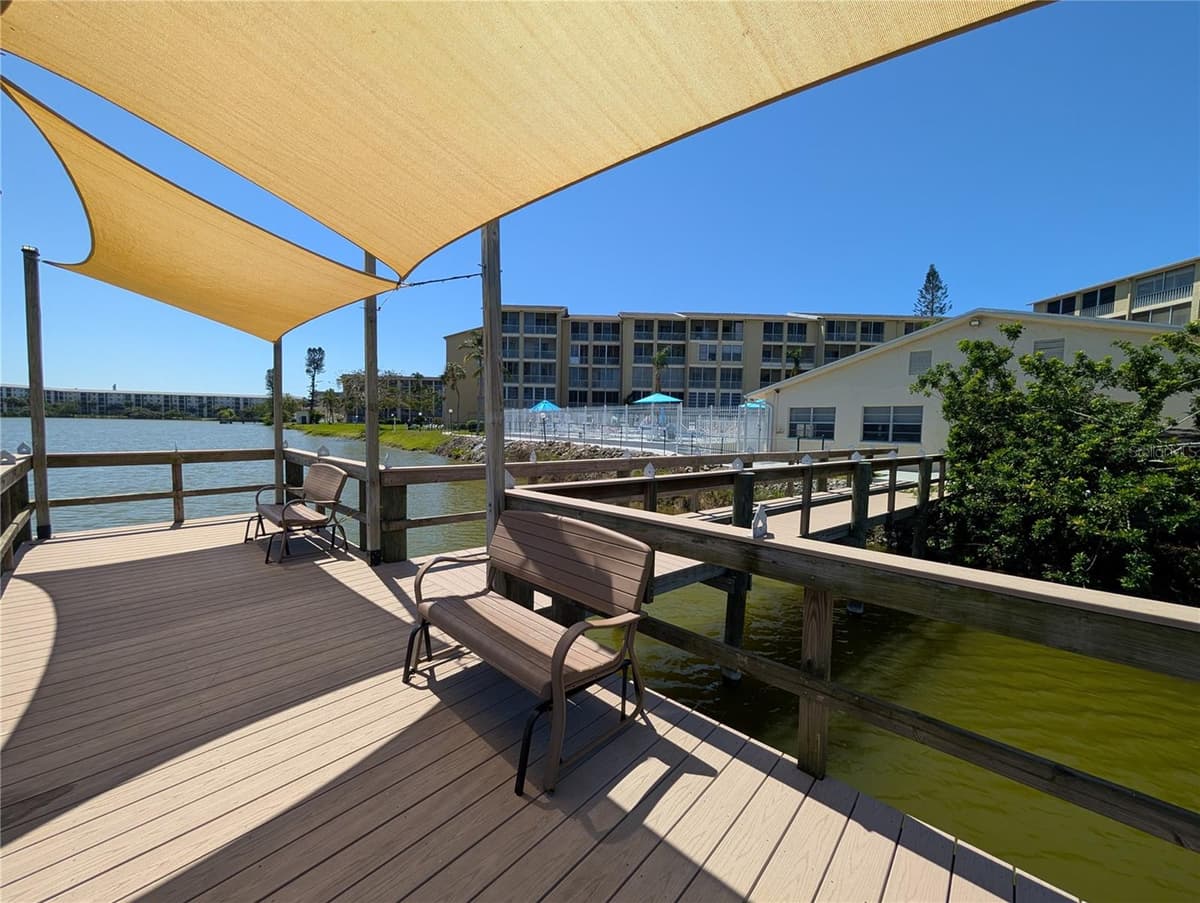 3660 LAKE BAYSHORE DRIVE — photo 31 of 42