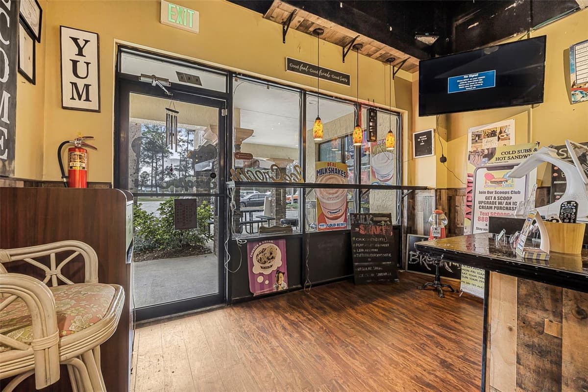 223 ST. JOE PLAZA — photo 12 of 23