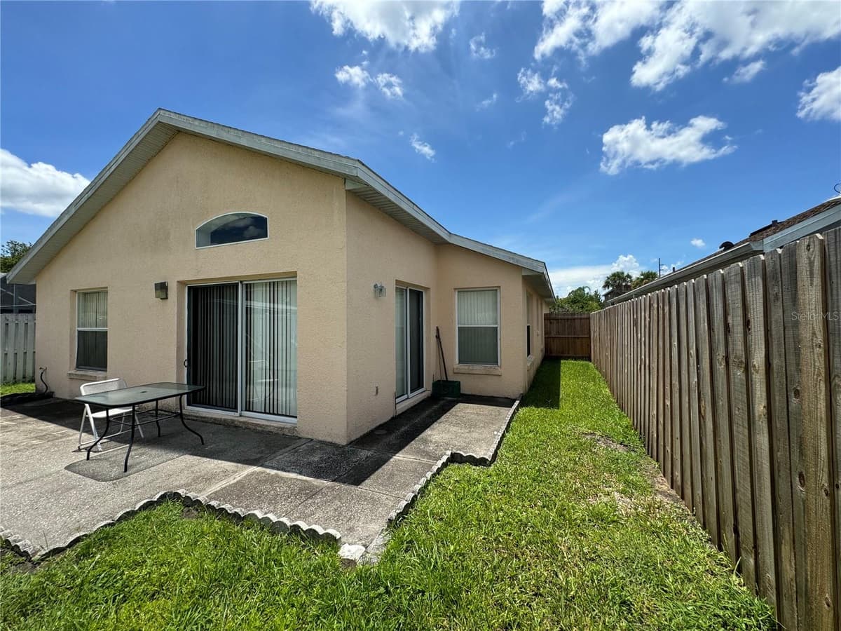 105 CATTAIL COURT — photo 17 of 33