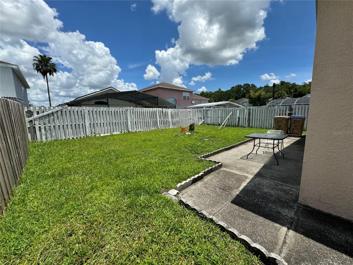 105 CATTAIL COURT — photo 18 of 33