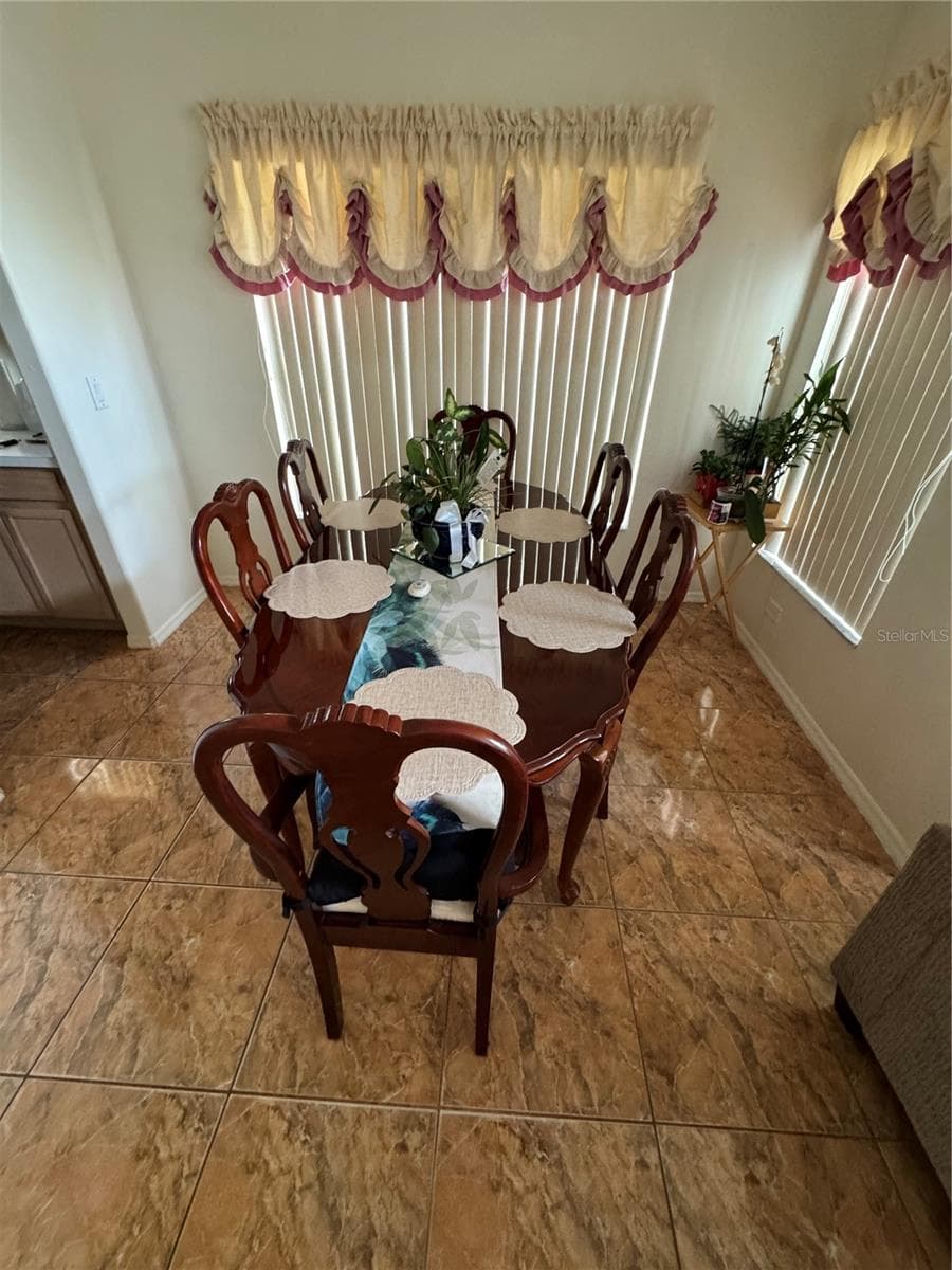 105 CATTAIL COURT — photo 21 of 33