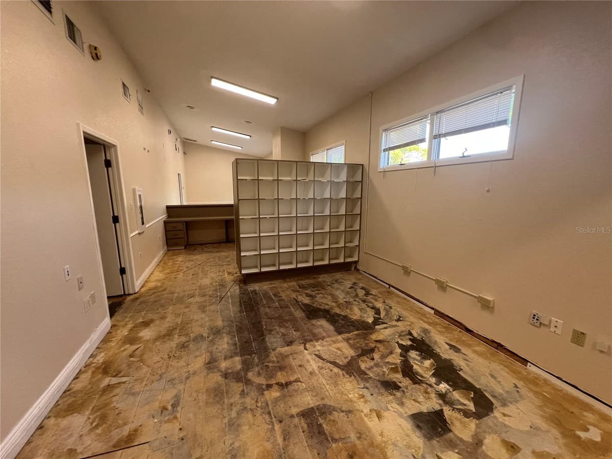 5427 WATER STREET — photo 11 of 17