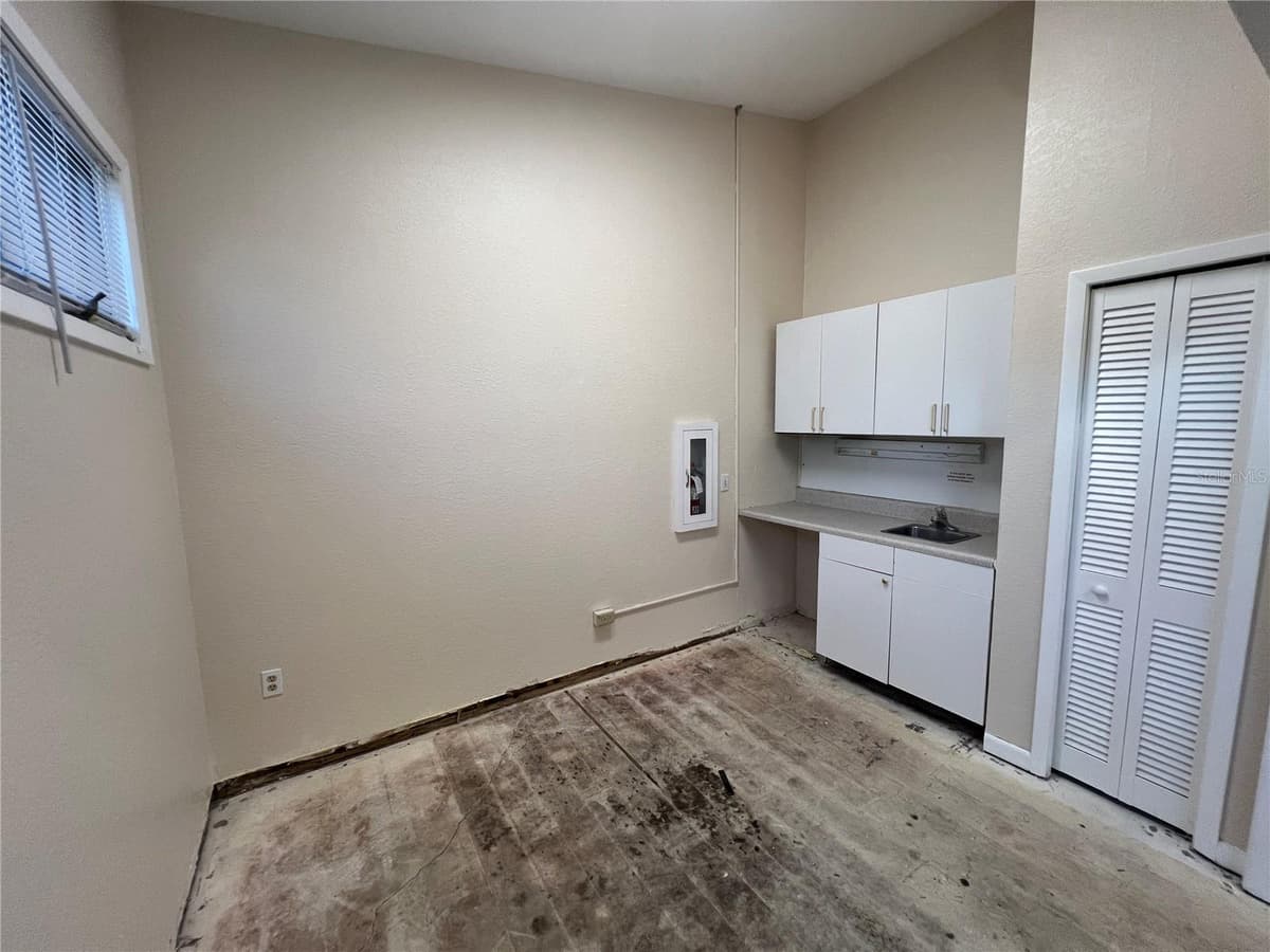 5427 WATER STREET — photo 10 of 17