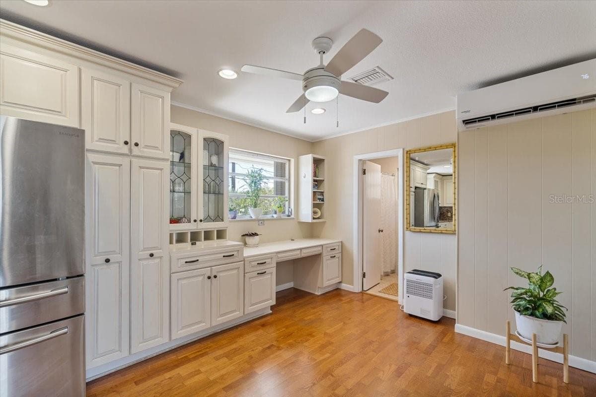 29051 MAGNOLIA LANE — photo 9 of 27