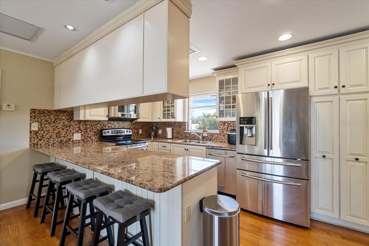 29051 MAGNOLIA LANE — photo 8 of 27
