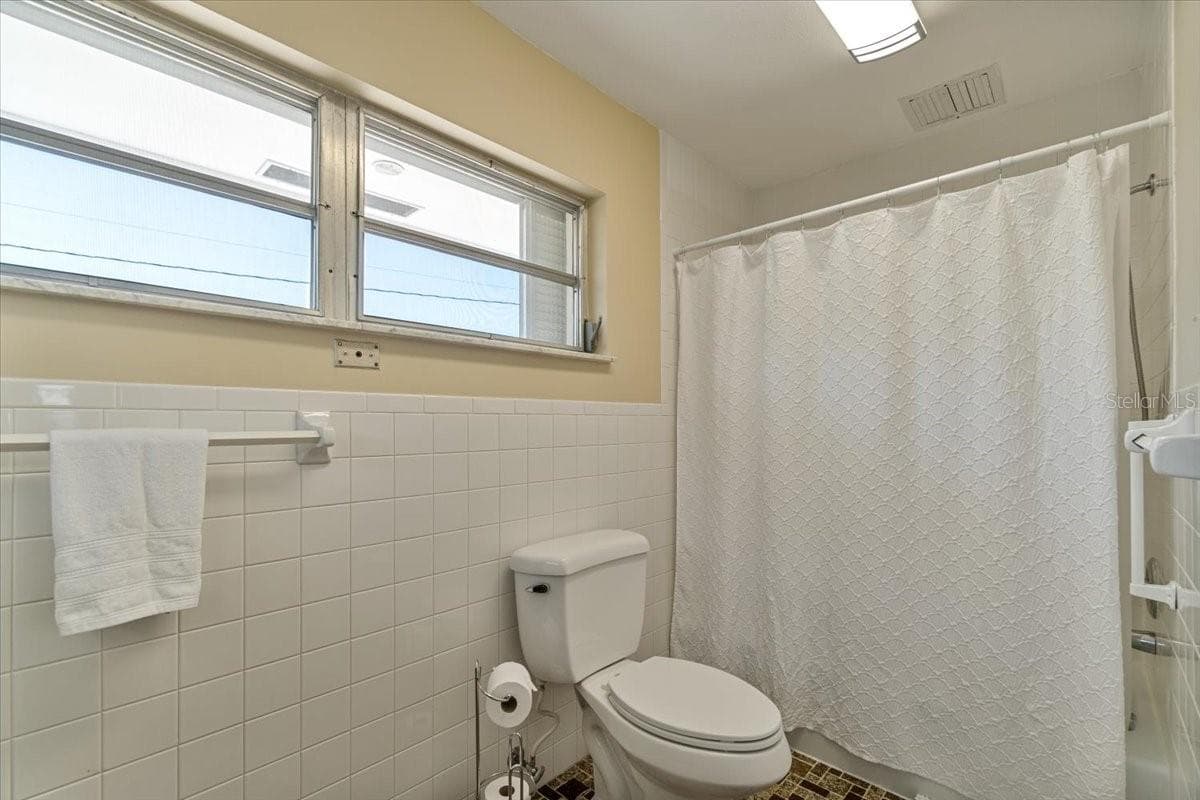 29051 MAGNOLIA LANE — photo 13 of 27