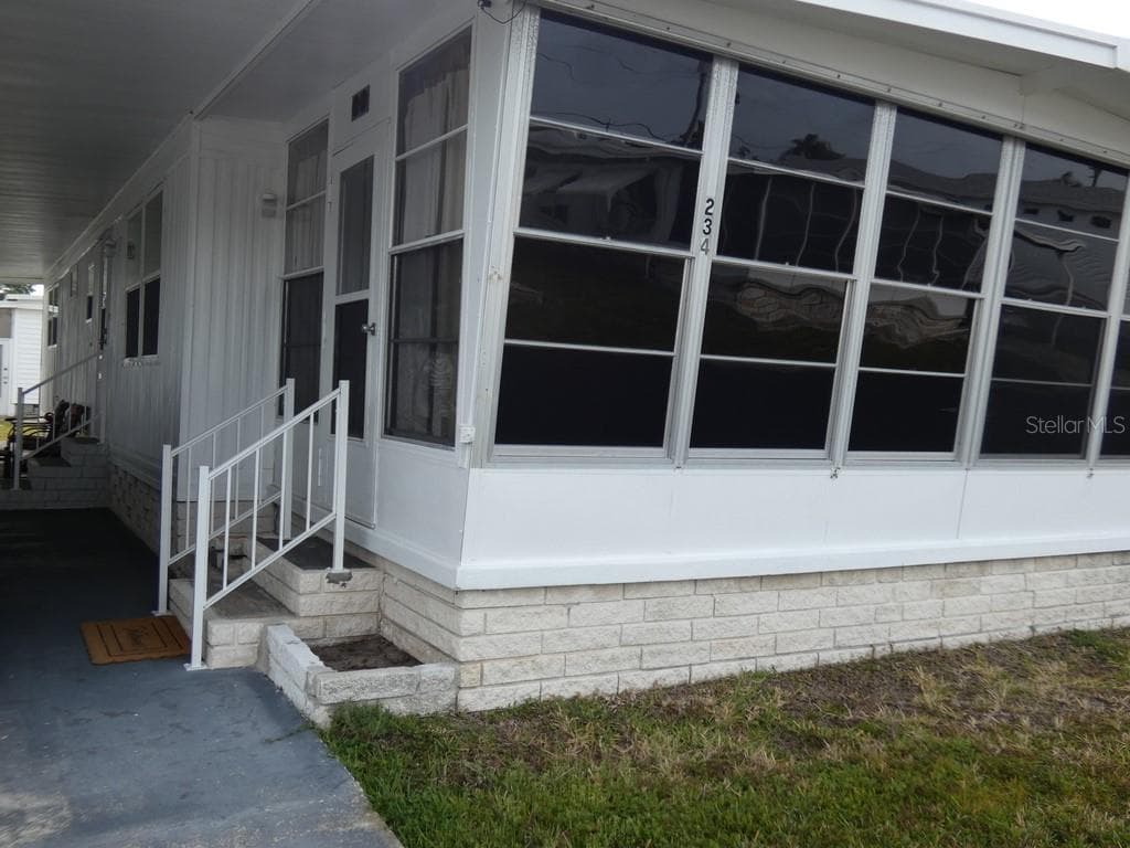 2900 GULF TO BAY BOULEVARD — photo 4 of 38