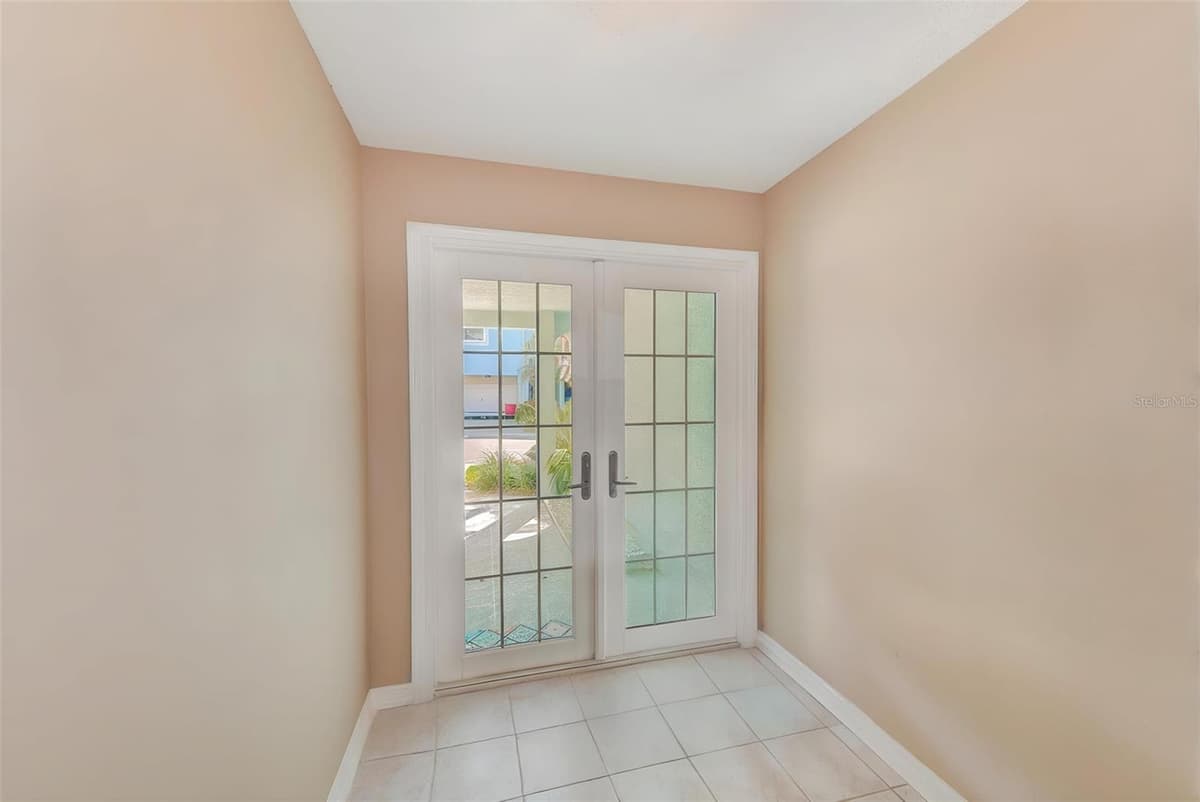 615 GARLAND CIRCLE — photo 8 of 55