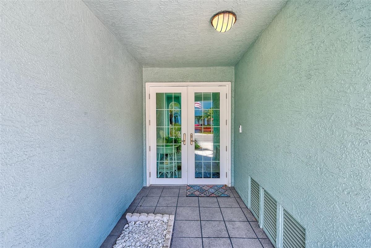 615 GARLAND CIRCLE — photo 7 of 55