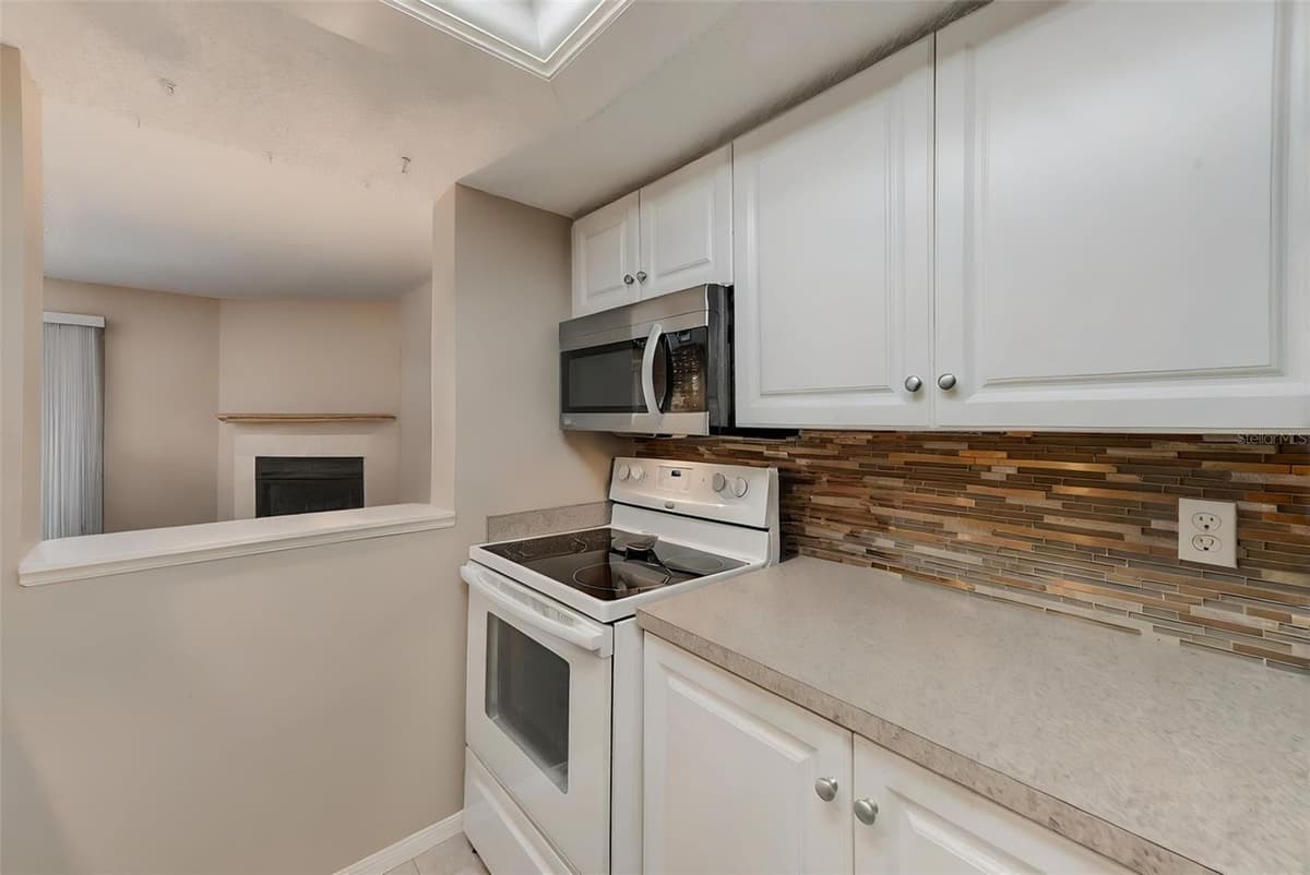 615 GARLAND CIRCLE — photo 14 of 55