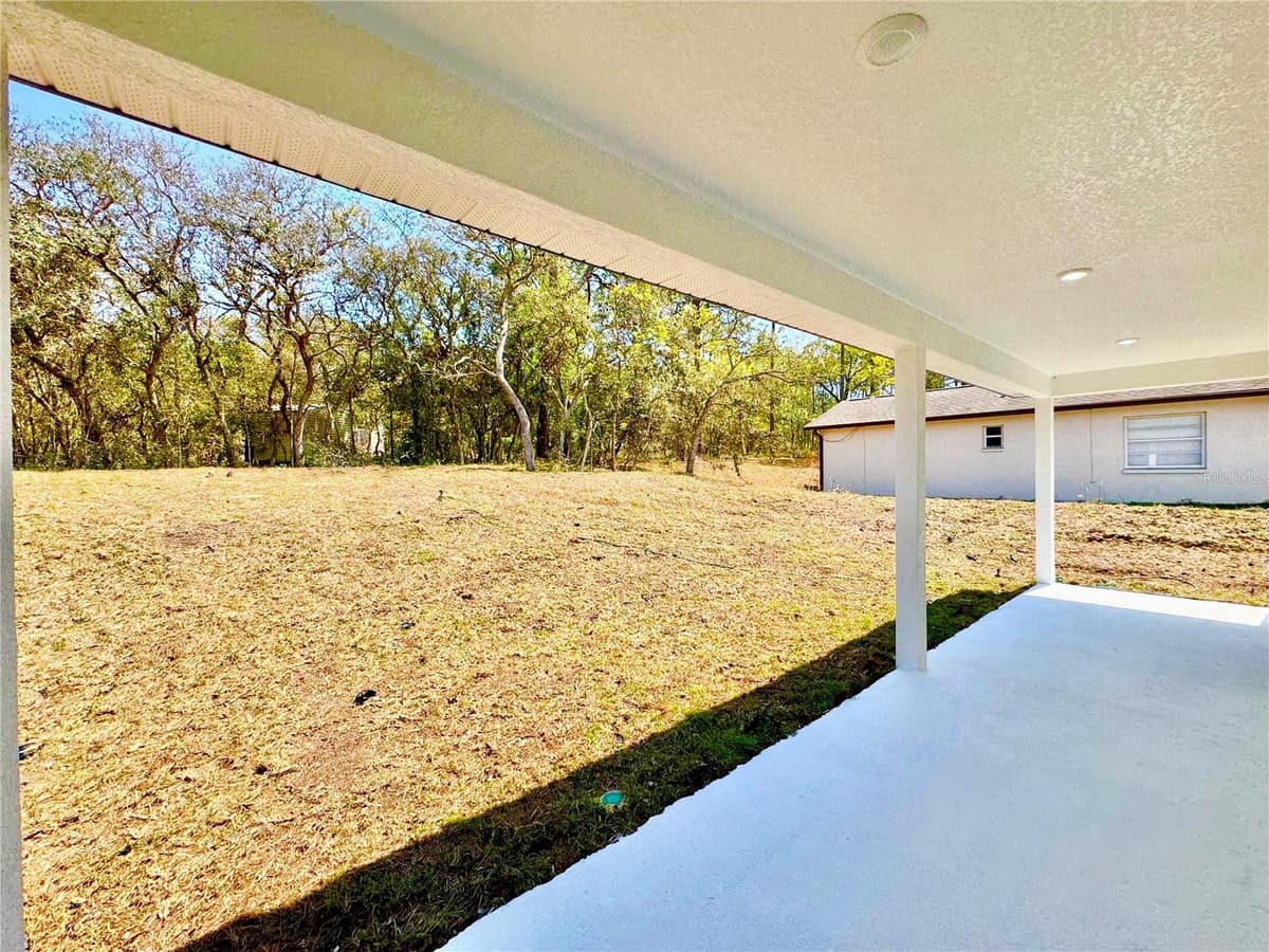 7815 PRIMROSE DRIVE — photo 10 of 24