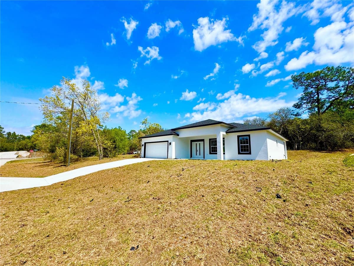 7815 PRIMROSE DRIVE — photo 4 of 24