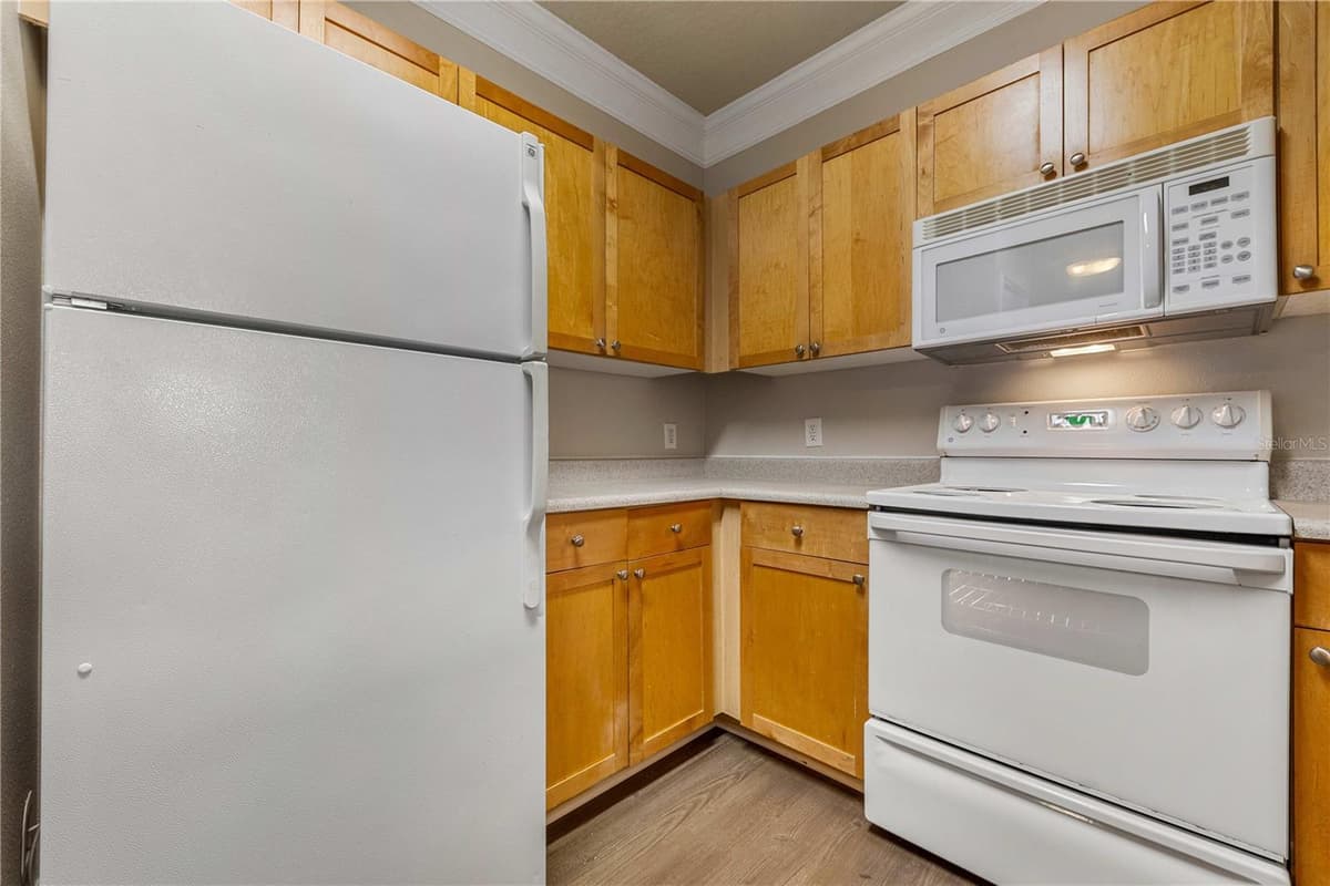 8849 VILLA VIEW CIRCLE — photo 5 of 13