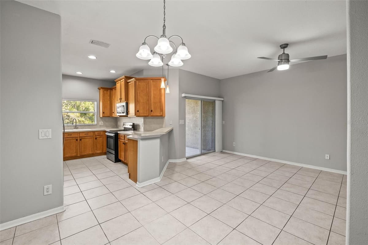 10418 TULIP FIELD WAY — photo 17 of 35