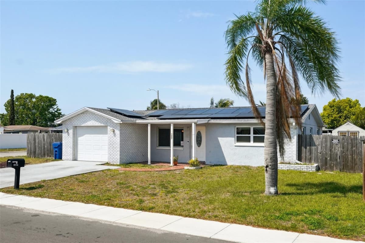 3207 COLDWELL DRIVE — photo 5 of 44
