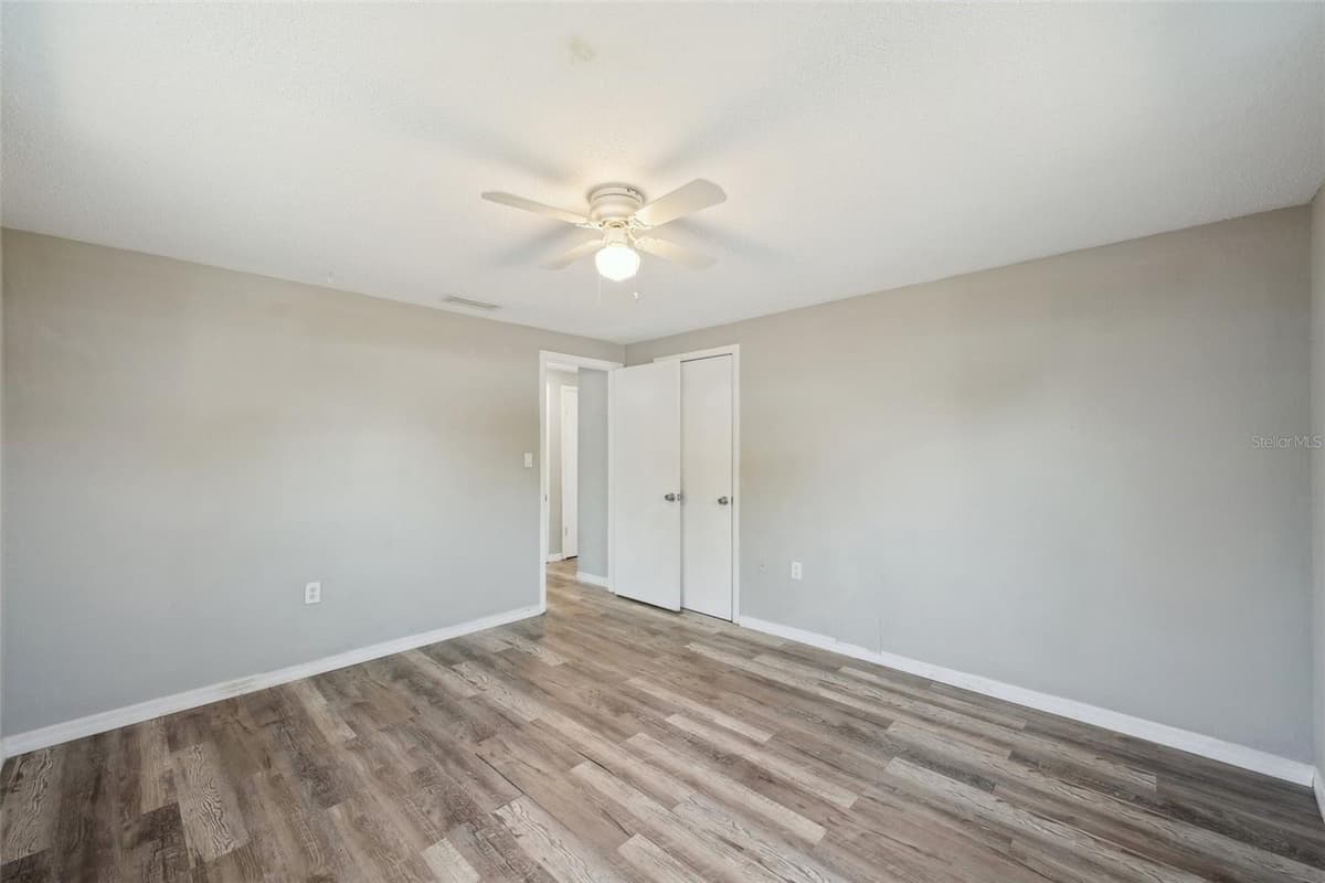 3207 COLDWELL DRIVE — photo 25 of 44