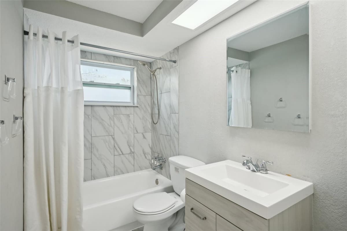3207 COLDWELL DRIVE — photo 34 of 44