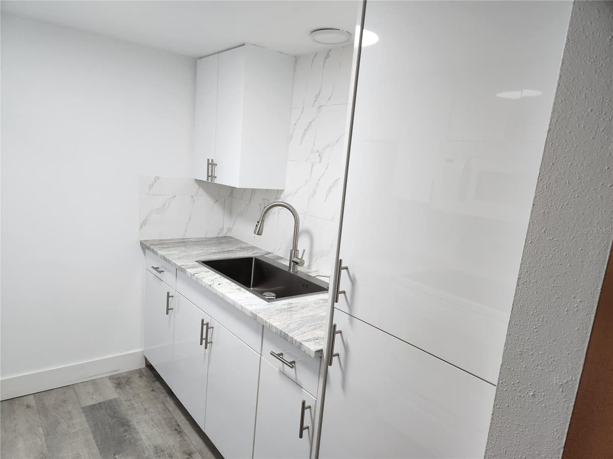 616 GUILD DRIVE — photo 74 of 77