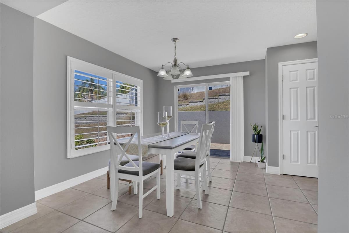 1510 PIER STREET — photo 16 of 26