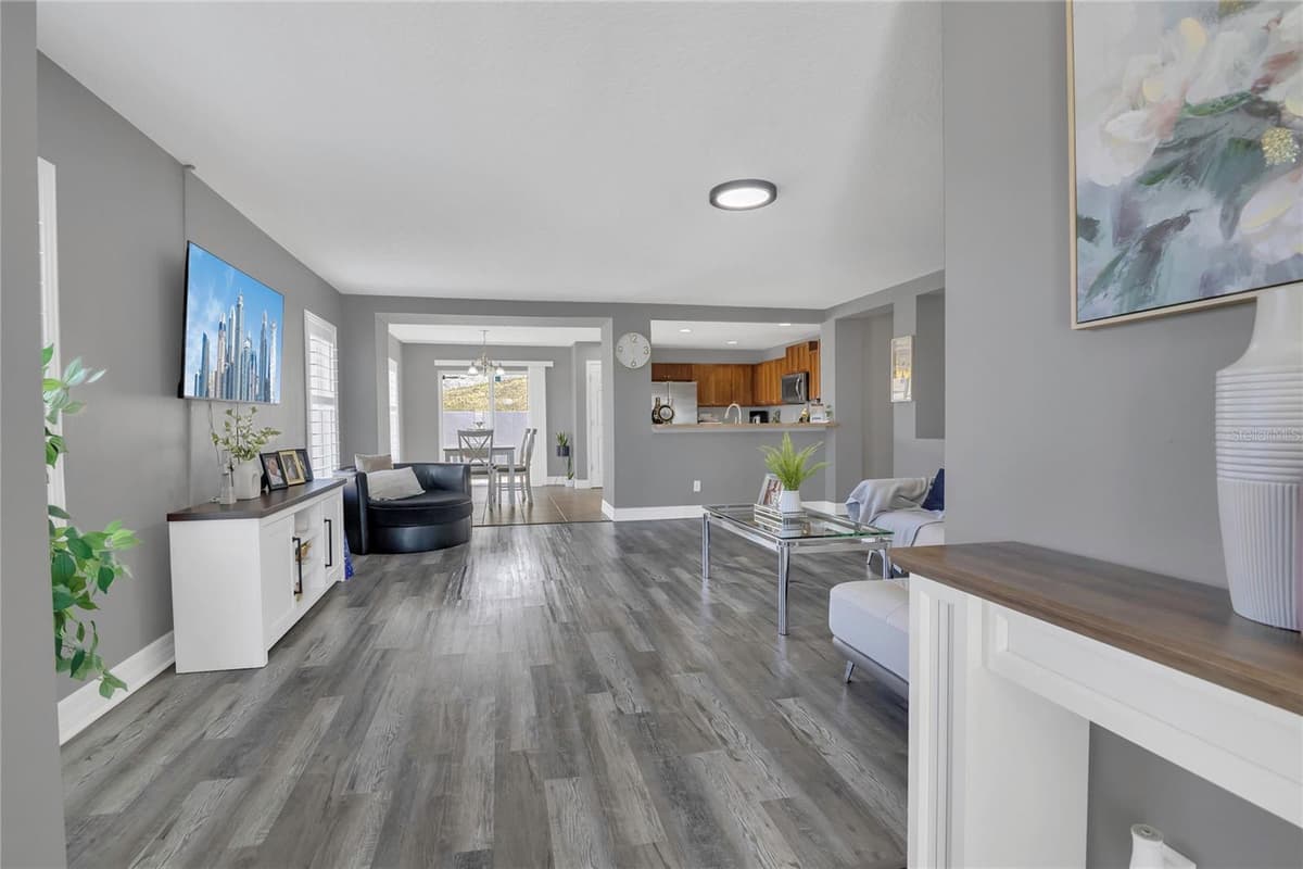 1510 PIER STREET — photo 12 of 26