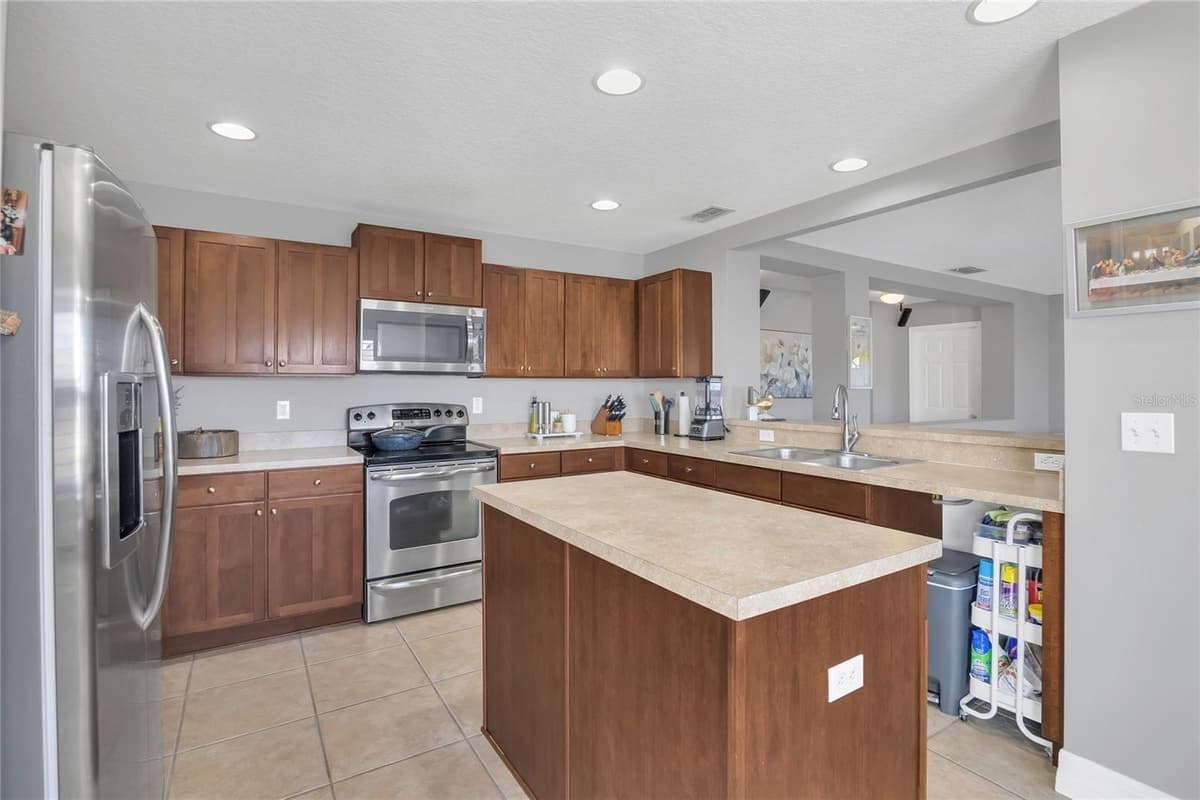 1510 PIER STREET — photo 17 of 26