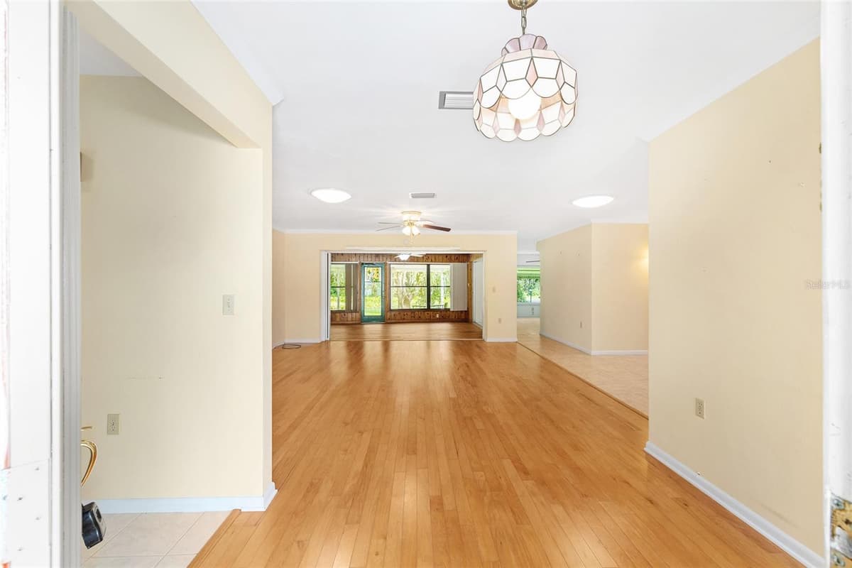12180 MAPLE STREET — photo 13 of 75
