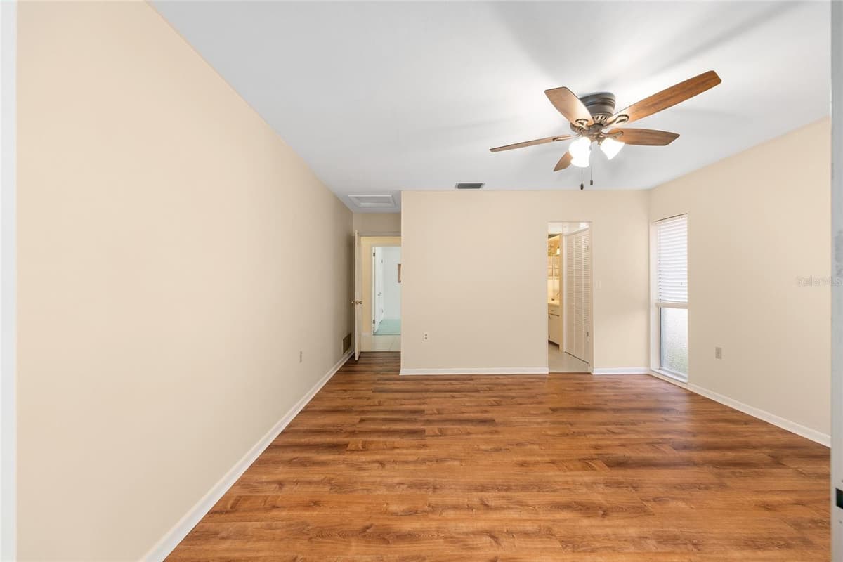 12180 MAPLE STREET — photo 32 of 75