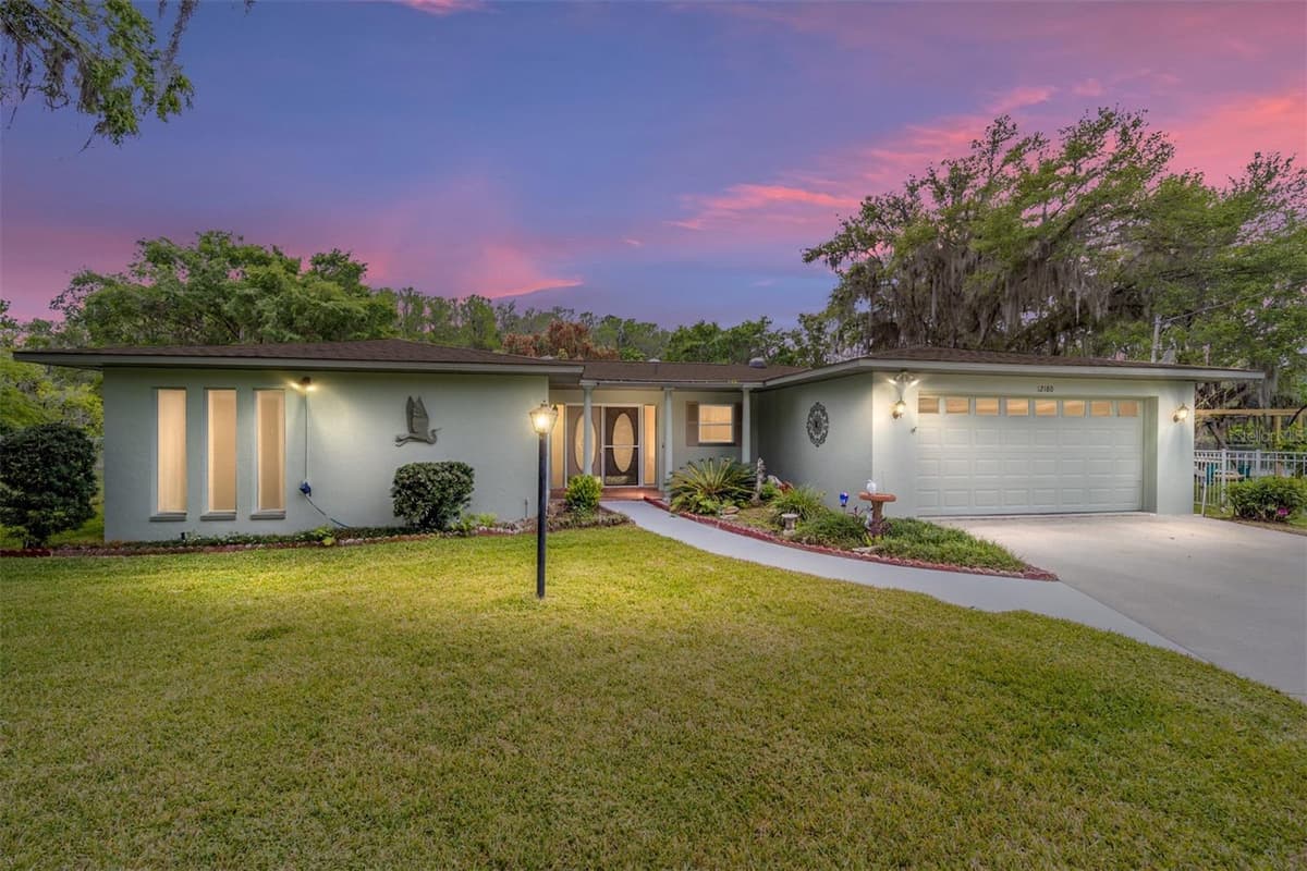 12180 MAPLE STREET — photo 2 of 75