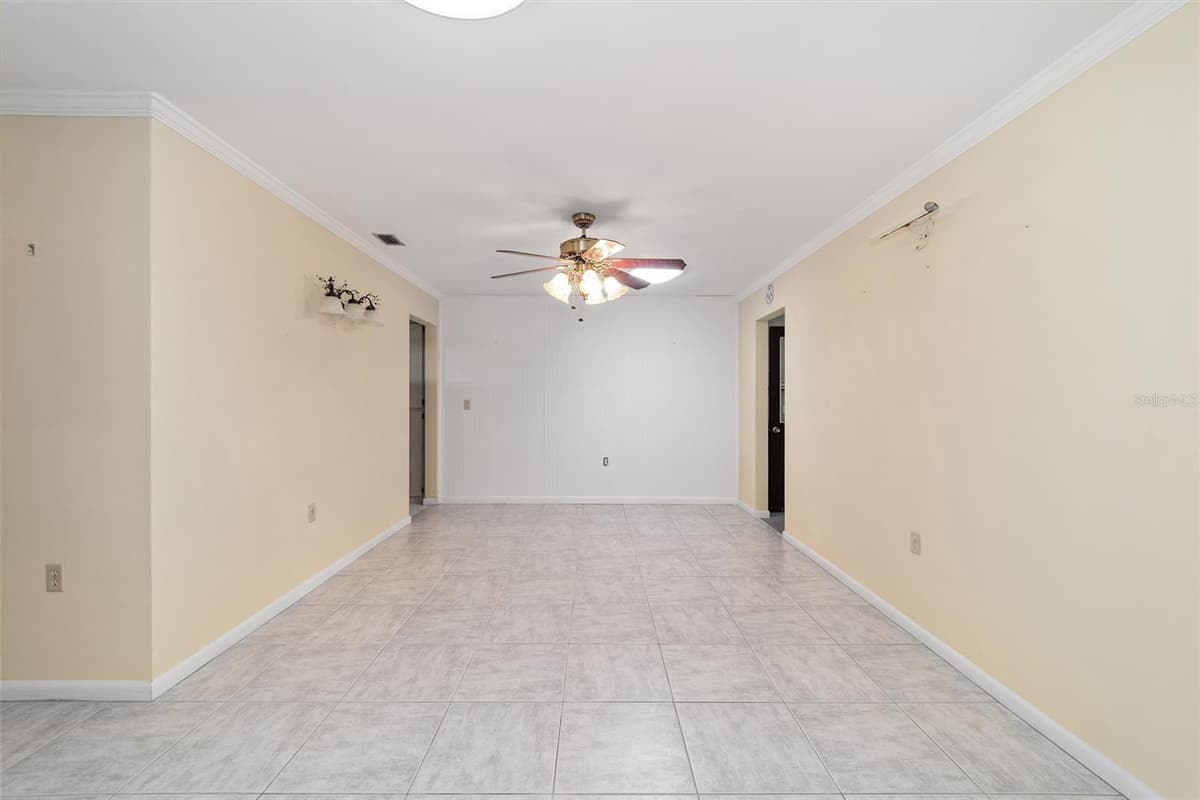 12180 MAPLE STREET — photo 21 of 75