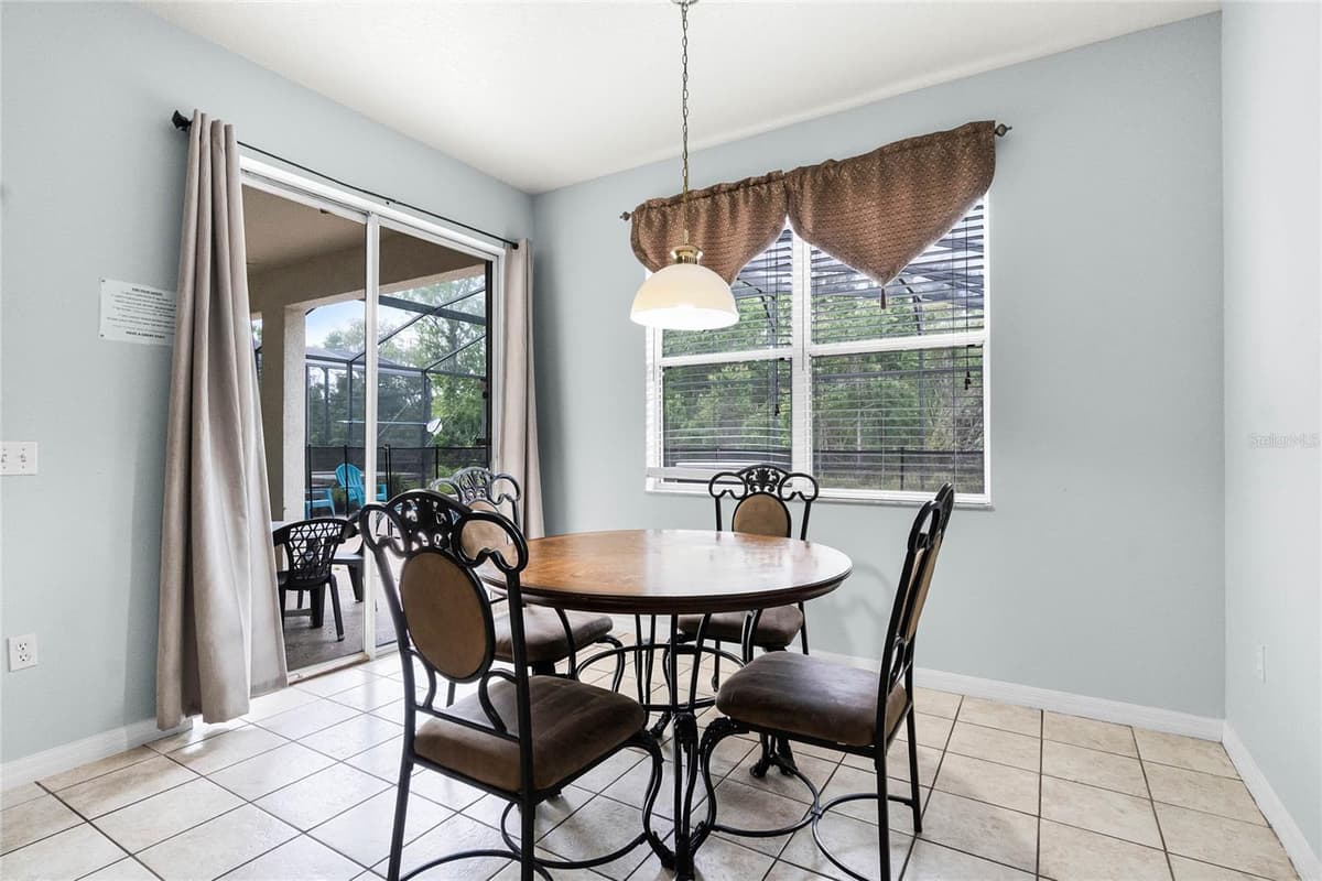 283 WILLOW VIEW DRIVE — photo 12 of 51