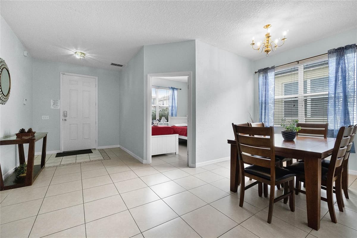 283 WILLOW VIEW DRIVE — photo 4 of 51
