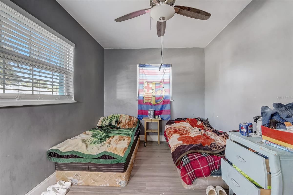 243 MARTIN STREET — photo 17 of 26