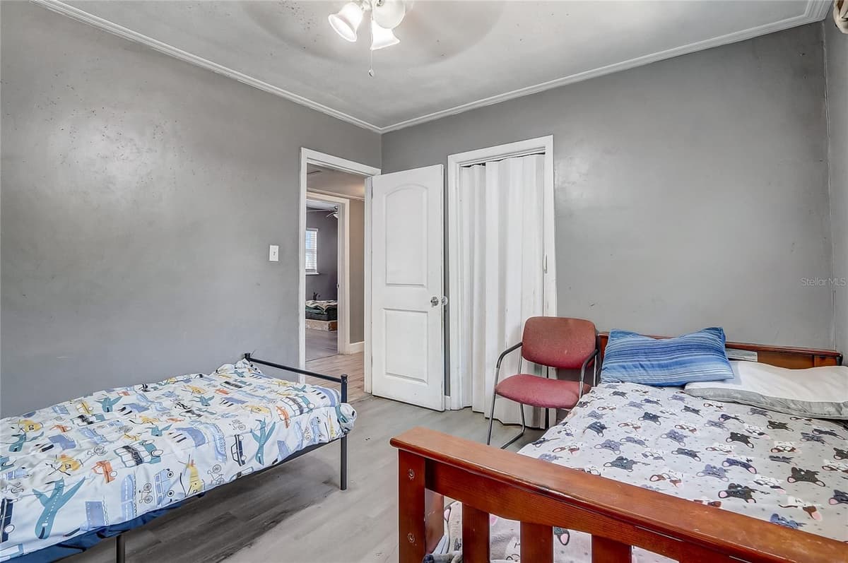 243 MARTIN STREET — photo 16 of 26