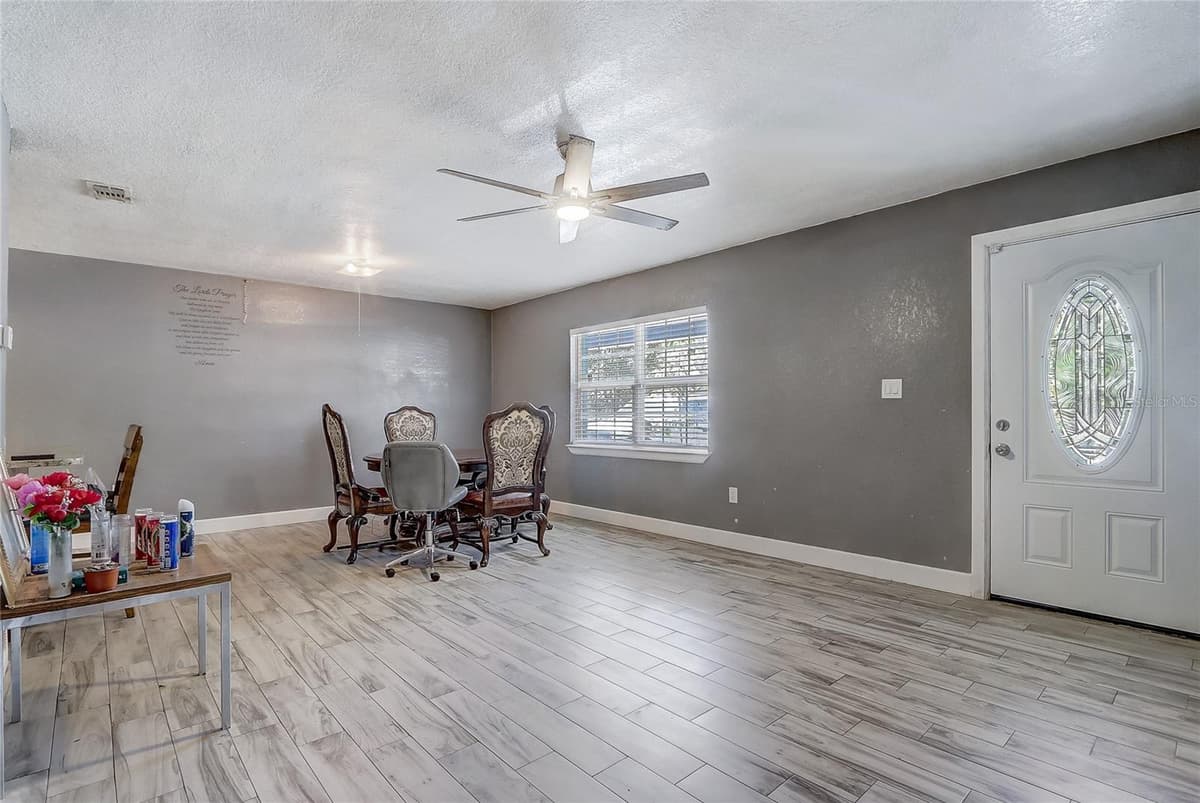 243 MARTIN STREET — photo 8 of 26