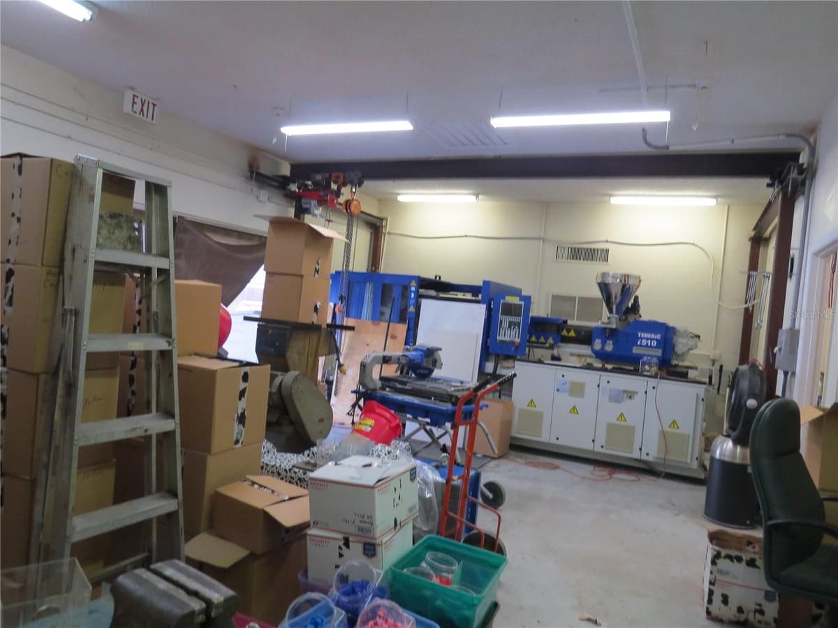 28380 FORBES STREET — photo 5 of 19
